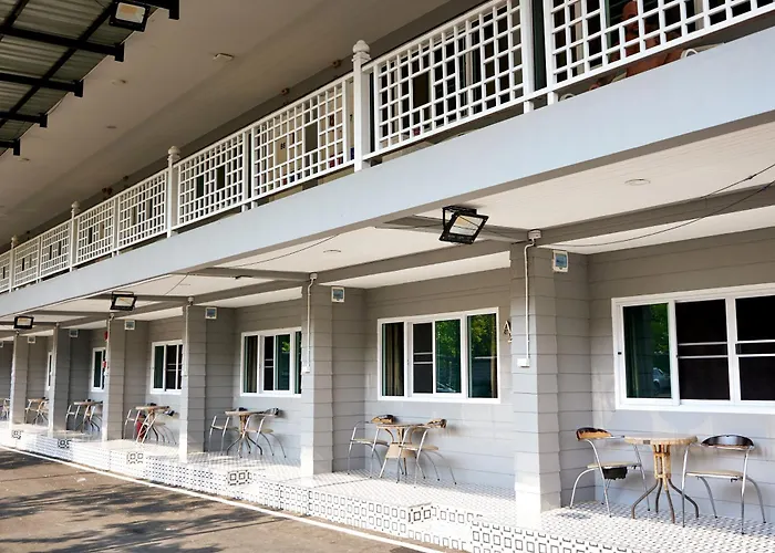 Baan Dara Resort